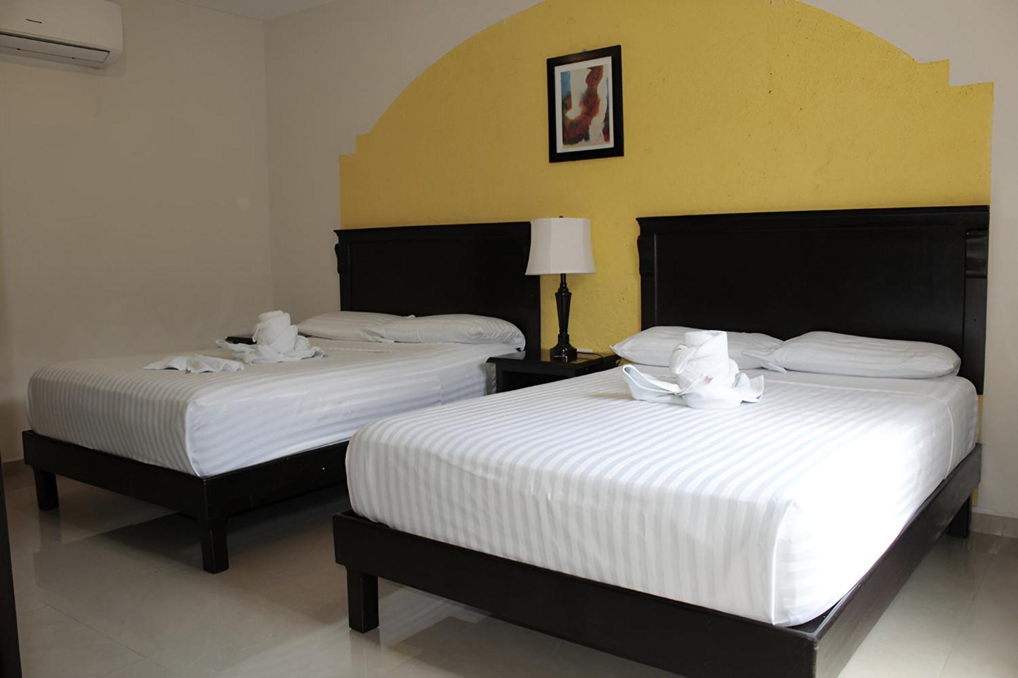 ואיאדוליד Hotel Quinta Marciala Mx מראה חיצוני תמונה