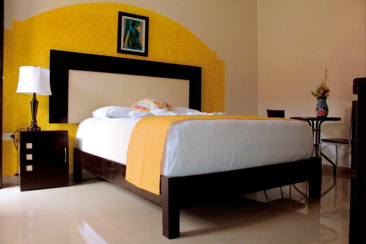 ואיאדוליד Hotel Quinta Marciala Mx מראה חיצוני תמונה